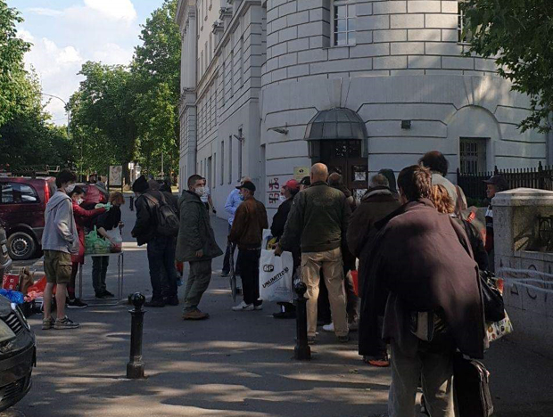 Кувају комшијама: “Солидарна кухиња” за угрожене